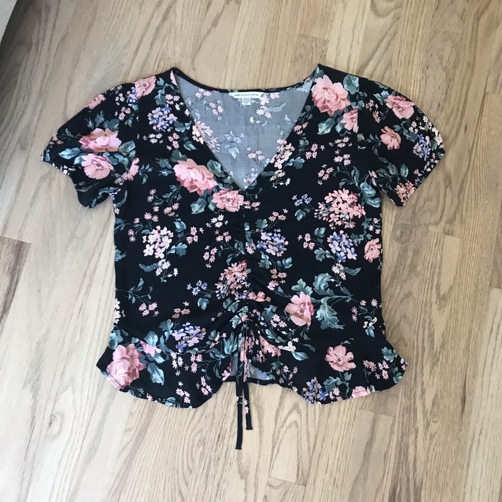 Short sleeve, floral blouse, size small